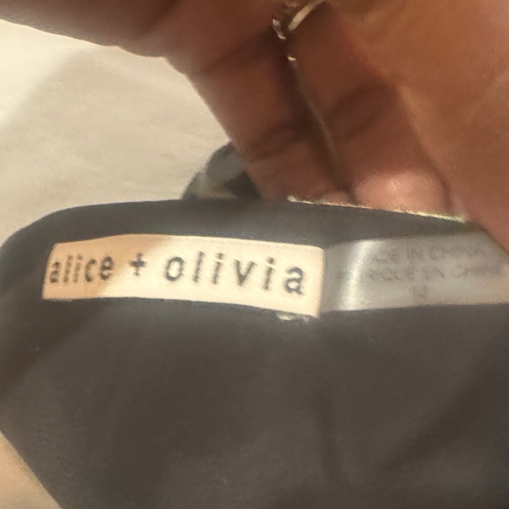 Alice + Olivia Elegant Black and Gray Ensemble - Picture 2 of 5